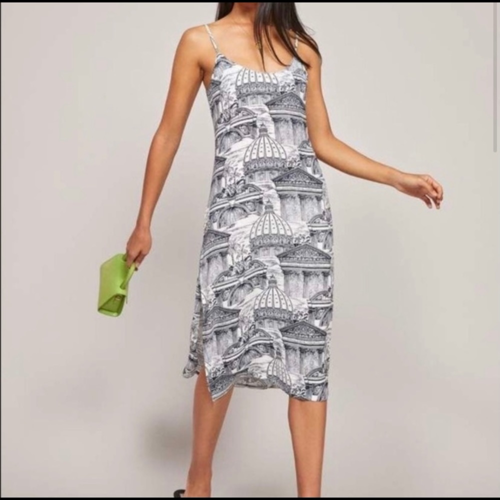 * Rare Find * Reformation Halsten Dress in Rome